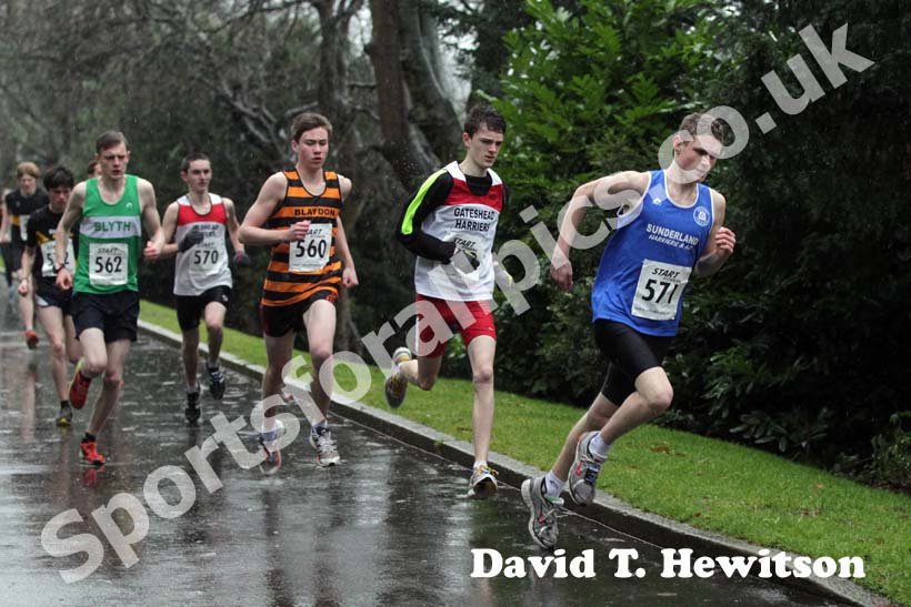 Year 11, 12 and 13 start  Saltwell Road Race.